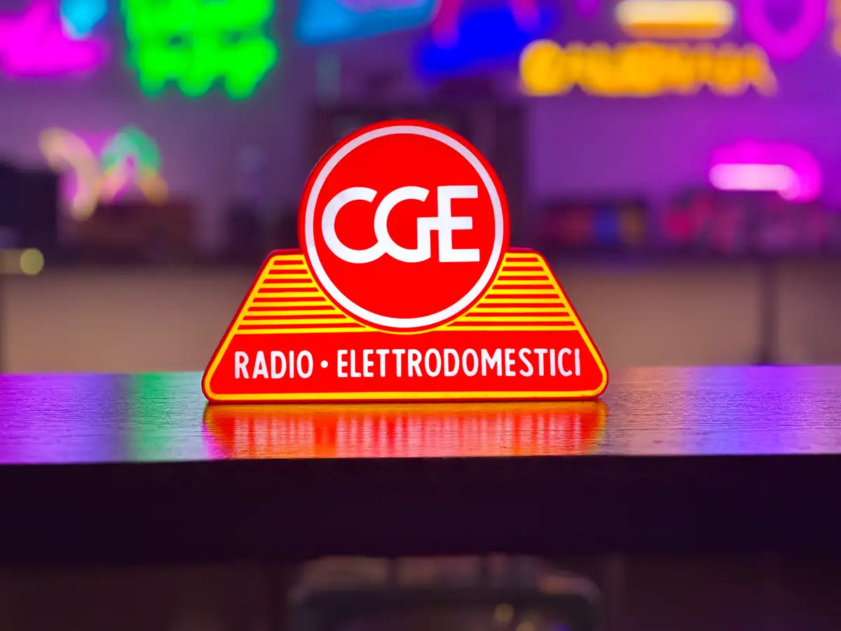 CGE RADIO - LIGHTBOX