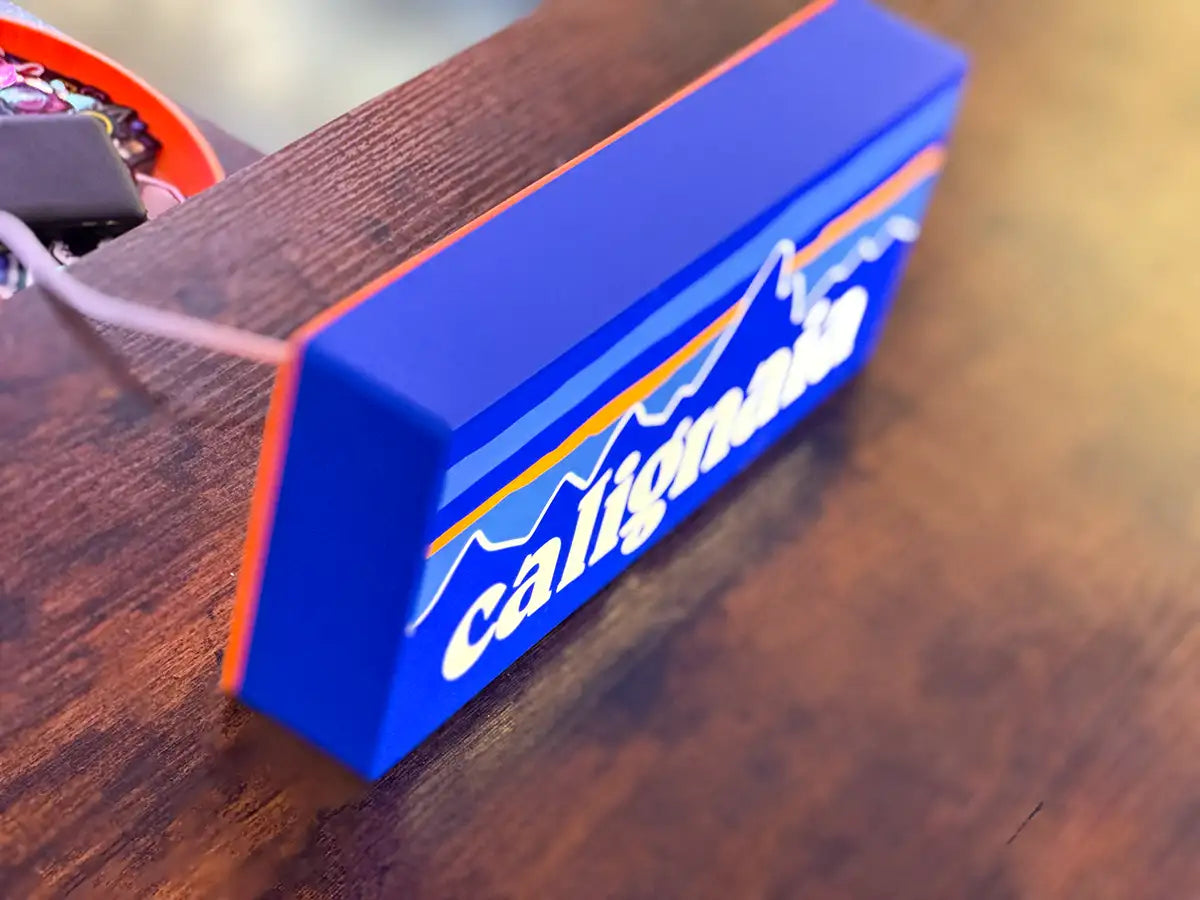 CALIGNAIA - LIGHTBOX
