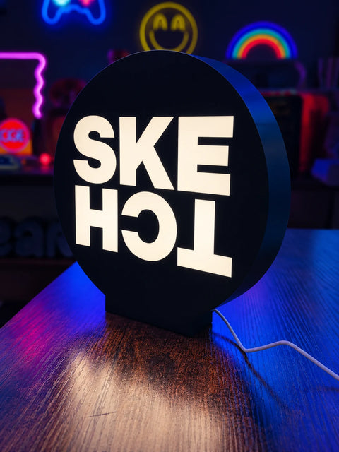 Lightbox sketch acceso, realizzato da Erwitt Neon