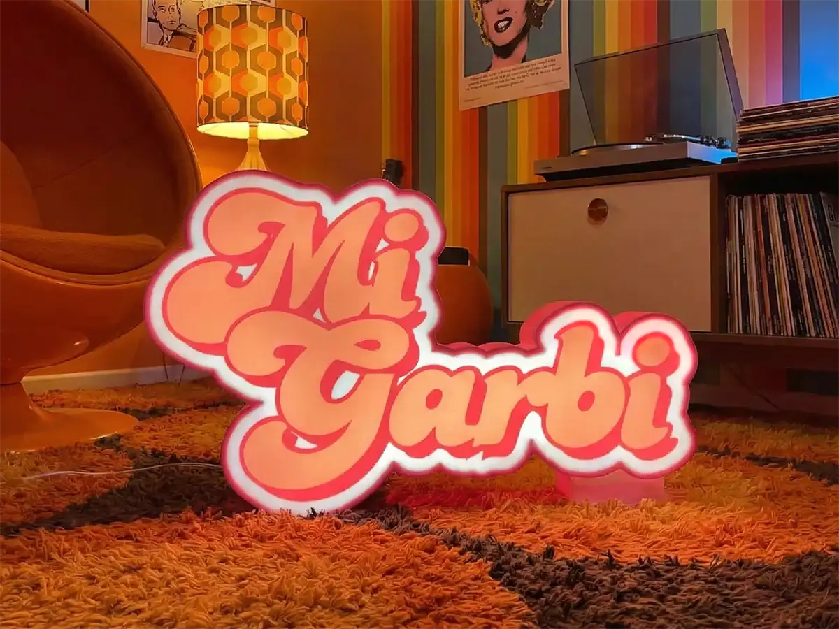 MI GARBI - LIGHTBOX
